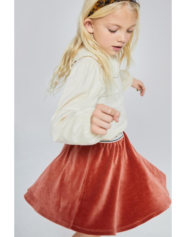 미포넷 MIPOUNET 미포넷 25FW 키즈 벨벳스커트 AURORA VELVET MINI-SKIRT MPI25.450.VEL002.50 레드 착용컷