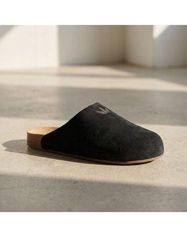 아디다스 아디뮬 CBLACK GUM5 JQ4367