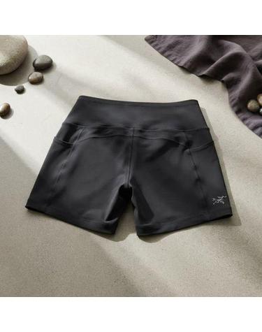 아크테릭스 26 엣센트 하이라이즈 유틸리티 쇼츠 6인치 여성 APQSW07696 BLK ESSENT HIGHRISE UTILITY SHORT 6 W