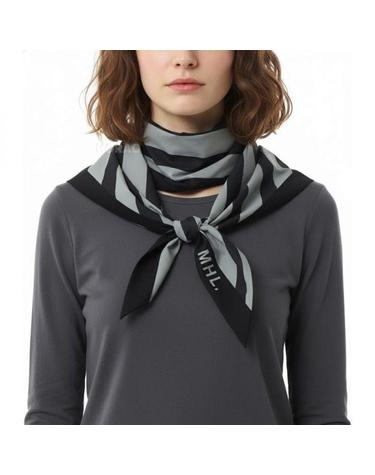 마가렛 호웰 26 MHL PRINTED WOVEN SCOUT SCARF UHAC0580S26LBU FOG MHL 스카우트 스카프