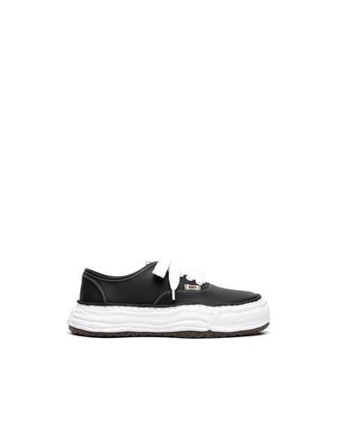 26SS 메종 미하라 야스히로 스니커즈 A16FW702 BLACK DOM