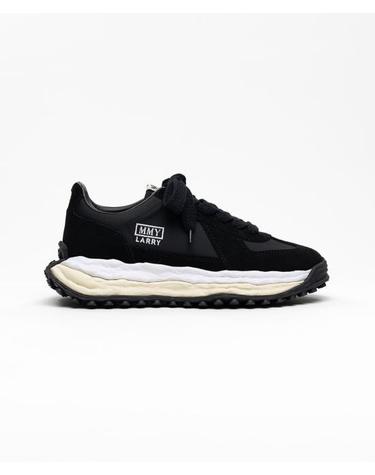 26SS 메종 미하라 야스히로 래리 OG솔 믹스 메테리얼 로우탑 스니커즈 A14FW703 BLACK