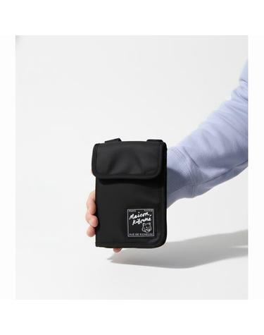 메종키츠네 THE TRAVELER NECK POUCH MM05362WQ1001P199 트레블러 넥 파우치