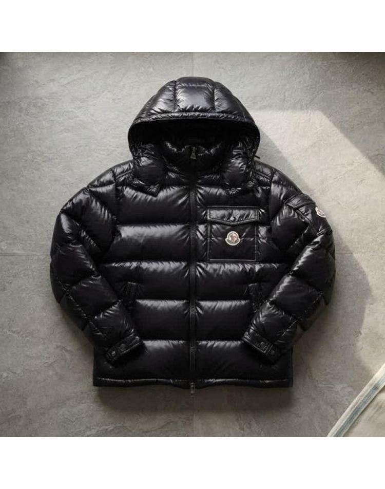 Moncler MONCLER 몽클레어 Montbeliard 후드 쇼트 다운 자켓 1A51X00 68950 999 F5U1XX20280