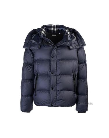 버버리FW24 남성 퍼프 나일론 패딩 8096381 M LEEDS A1222