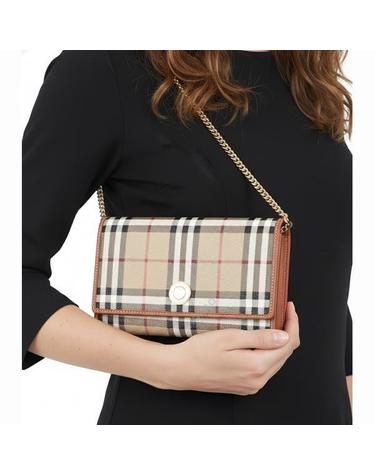 버버리 Chain strap check wallet 8070413 체인 스트랩 체크 지갑