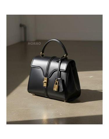 셀린느 26 MINI 16 BAG IN SATINATED CALFSKIN 123103BEY 38NO 새틴 카프스킨 미니 백