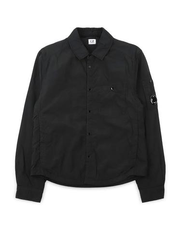 CP컴퍼니 남성 렌즈 와펜 크롬R 오버 셔츠블랙 20CMOS056A 005904G 999
