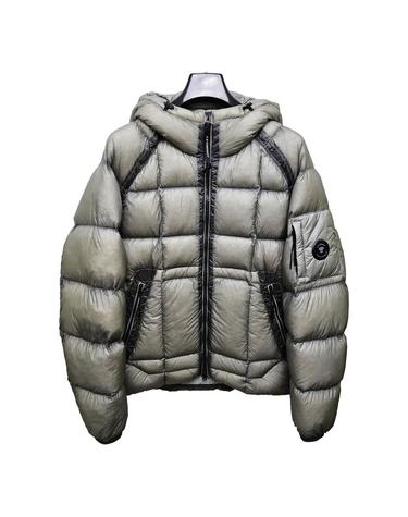 CP컴퍼니 26FW DD쉘 디디쉘 후드 다운 패딩 자켓 플린트 그레이 21CMOW702A 110416A 936