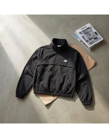 뉴발란스 여성 에센셜 웜업 자켓 19 Black NBNAFBW012