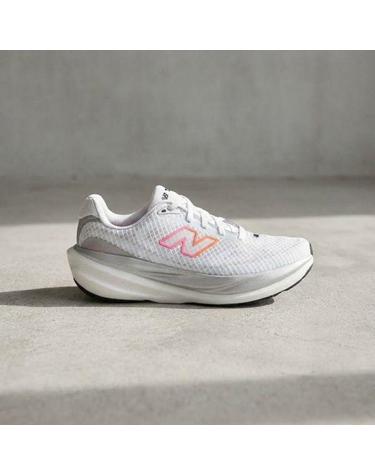 뉴발란스 NBPFGS104S 1080 V15 여성 D WHITE 10