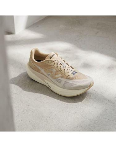 뉴발란스 NBPFGS163T 레벨 V5 2E BEIGE 35