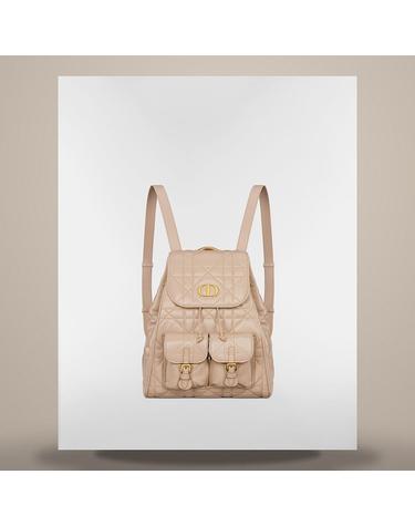 디올 Dior Caro 미디엄 백팩 파우더 베이지 매크로까나쥬 양가죽 M6301UNOZM51U