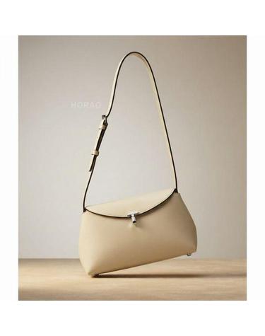 토템 26FW TLock Leather Clutch 234WAL950LE0025 312 티락 클러치 레더 백