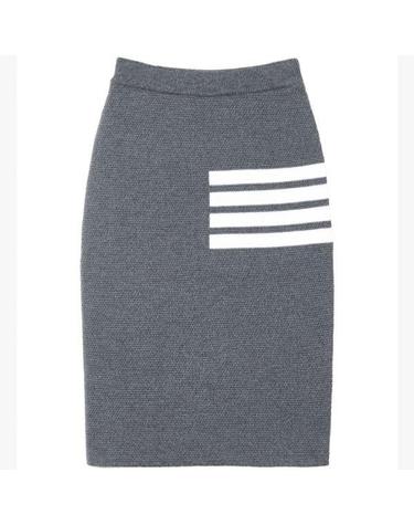 THOM BROWNE 톰브라운 4바 링크스 스티치 메리노 울 펜슬 스커트 FKK061A 00014 025