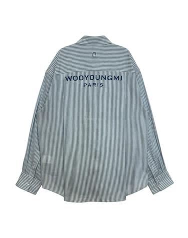 우영미 블루 스트라이프 백로고 셔츠 W261SH07827L