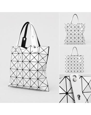 Bao Bao Issey Miyake Bao Bao Issey Miyake 바오 바오 이세이 미야케 루센트 토트백 화이트 6X6 화이트 AG05301 AG05301 AG053