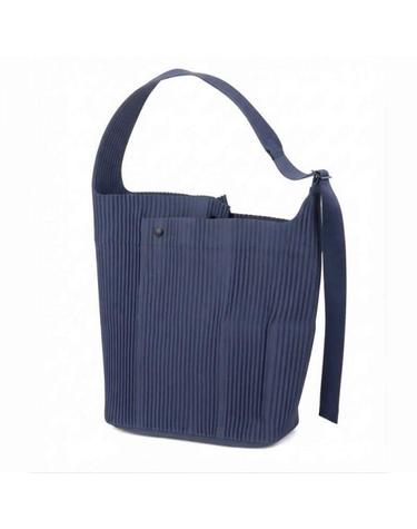 옴므 플리세 이세이미야케 UTILITY BAG HP46AG422 75 유틸리티 백 L