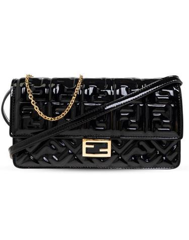 FENDI 펜디 26 Wallet On Chain Patent Leather FF Bag 8M0498 AW5O F0KUR 체인 유광 레더 지갑 숄더백