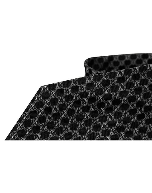 구찌 [명품] GUCCI 구찌 넥타이 386488 4B002 1062 넥타이 진한 그레이 착용컷