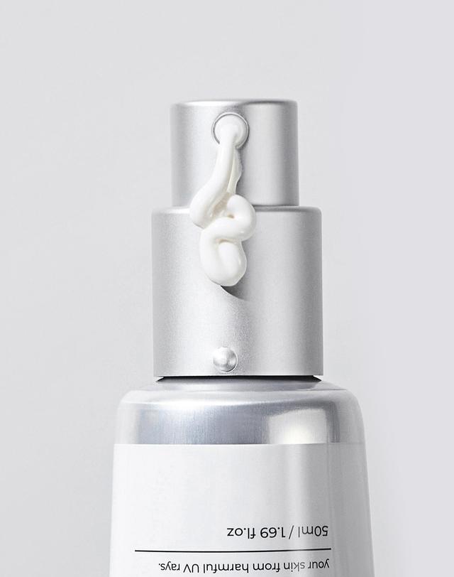 바바코 바바코 올인원 물광 선크림 50ml 착용컷
