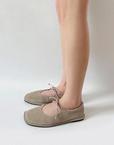 엘노어_Timeslip (Grey Beige)
