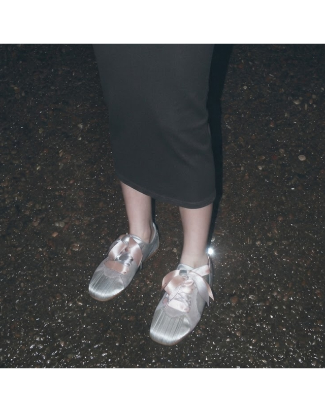 엘노어 Sneakerina - Ash Grey 착용컷