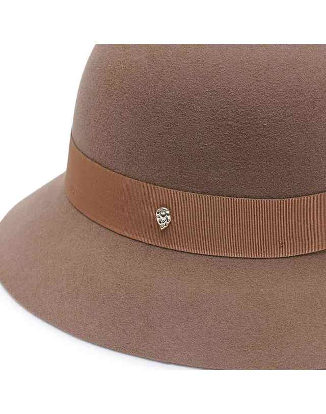 헬렌카민스키 헬렌카민스키 에타 클로슈햇 HAT51532-Camel 베이지 착용컷