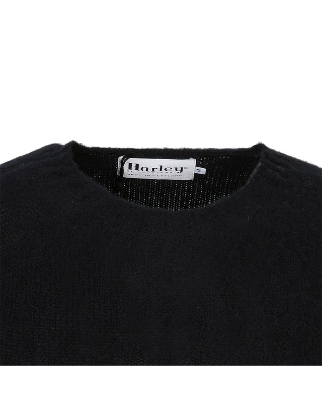 할리오브스코틀랜드 26FW 할리 오브 스코틀랜드 쉐기독 니트 M3834 7 BLACK 착용컷
