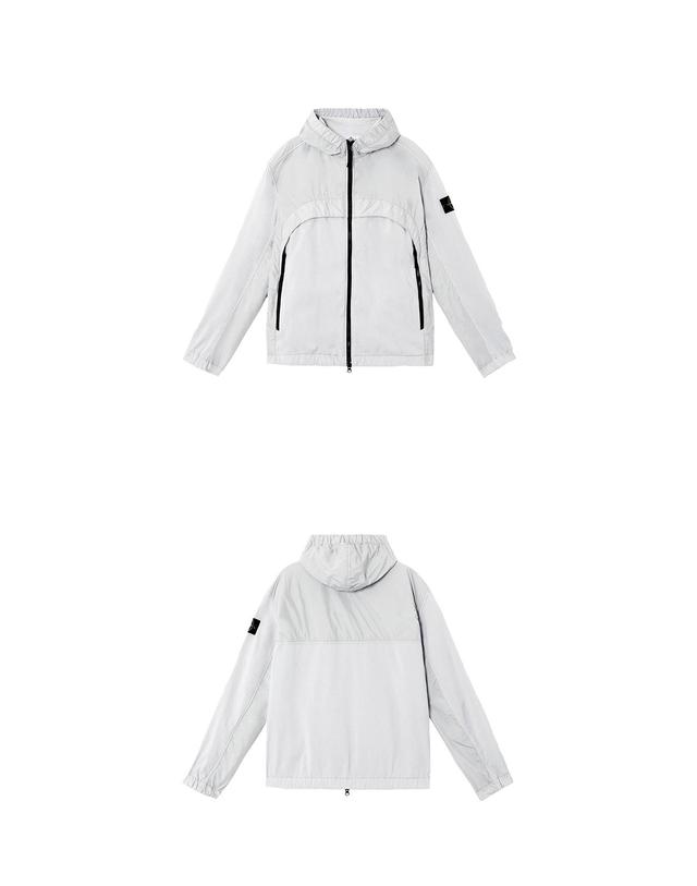 스톤아일랜드 [스톤아일랜드] 25SS 와펜패치 크링클 재킷 펄그레이 남성 자켓 K1S154100041 S0A23 V0061 / TLS 착용컷