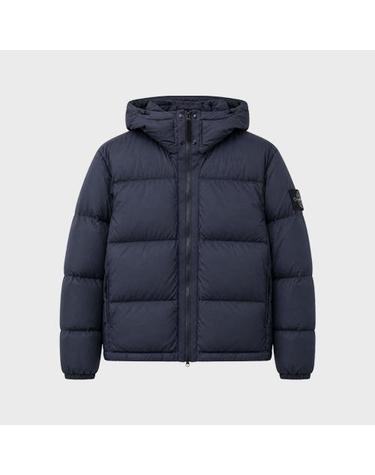 [스톤아일랜드] 26FW 와펜 패치 매트 립스탑 코듀라 후드 다운 자켓 네이비 남성 자켓 L2S154100013 S0483 V0020 / TFS