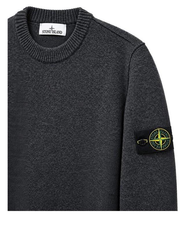 스톤아일랜드 [스톤아일랜드] 26FW 와펜패치 크루넥 라운드 니트 차콜 남성 니트 L2S155100072 S00A3 V0M62 / TTA 착용컷