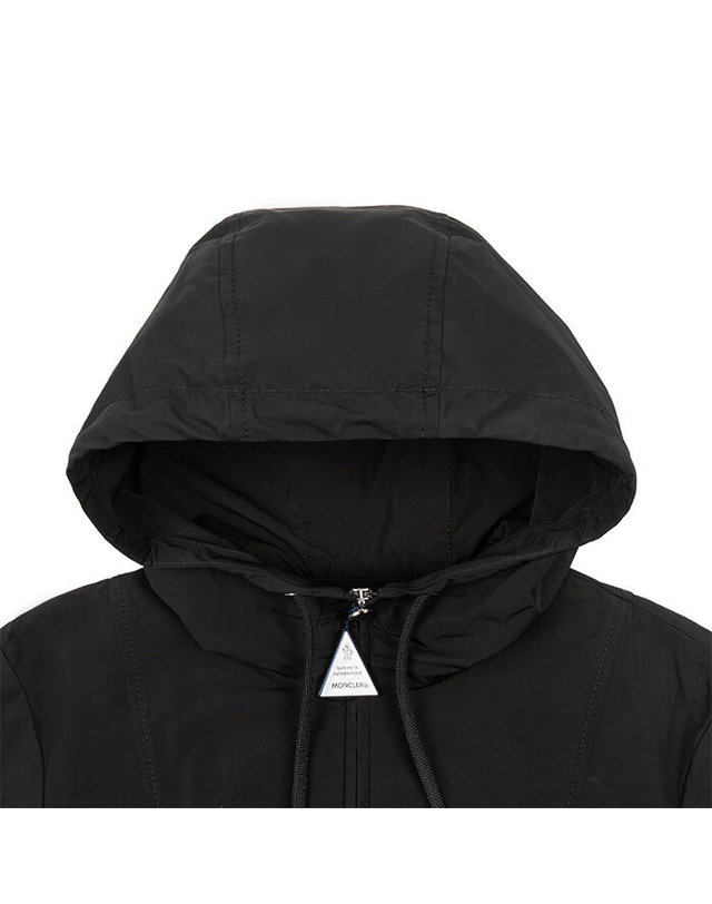 몽클레르 [명품] 몽클레어 레안드로 여성 후드 바람막이 자켓 LEANDRO 1A00144 999 BLACK 착용컷