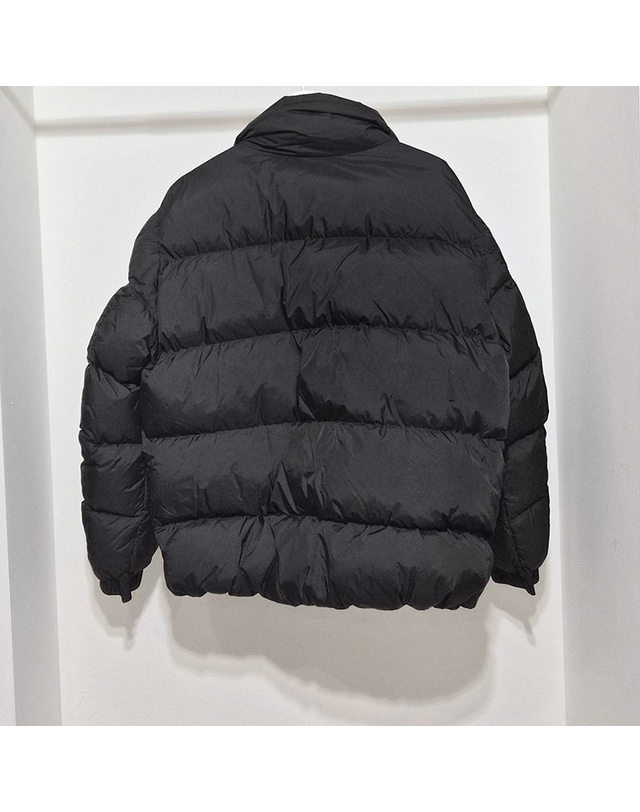 몽클레어 몽클레르 [중고명품] [중고명품] 몽클레르 시탈라 다운 패딩 점퍼 L626054 그레이 착용컷