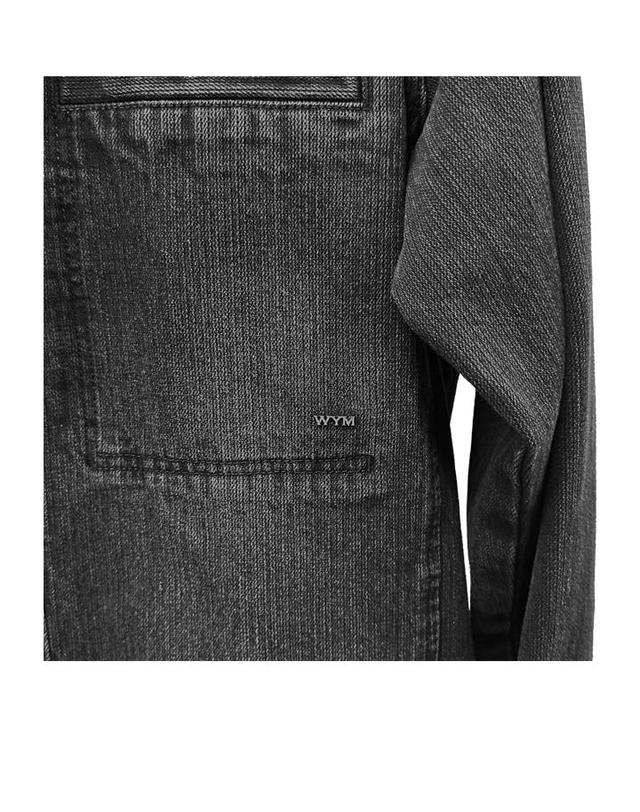 우영미 [우영미] 26SS 틴 워싱 데님 백로고 셔츠 블랙 남성 자켓 W261SH27970B / TR 착용컷