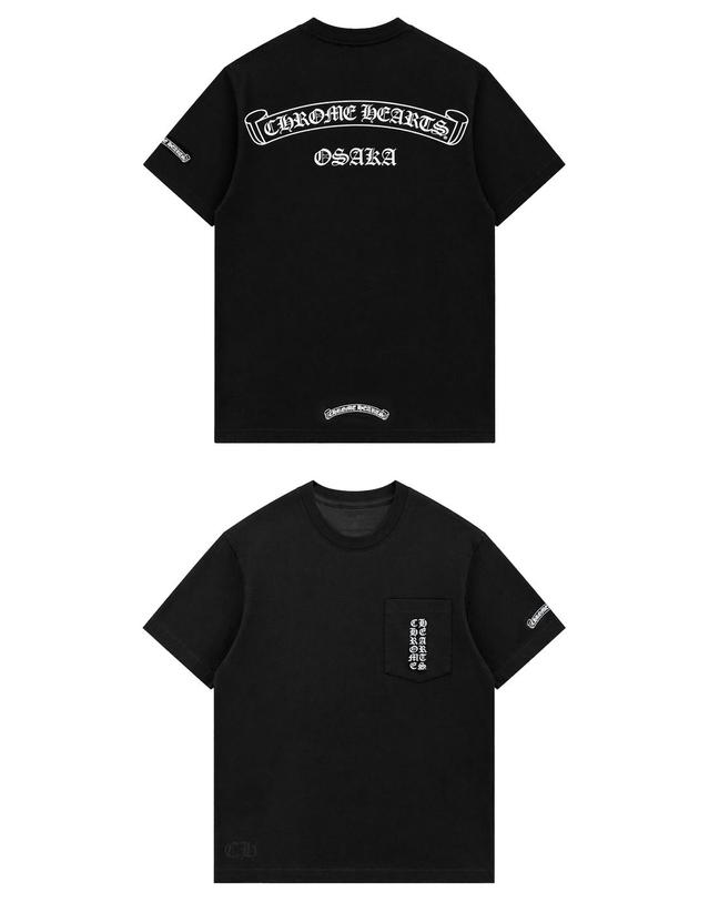 크롬 하츠 [크롬하츠] 스크롤 로고 오사카 반팔티셔츠 블랙 남성 티셔츠 60210600409 / TEO 착용컷