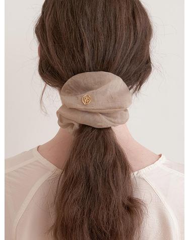 big sheer logo pendant scrunchie (H022_beige)