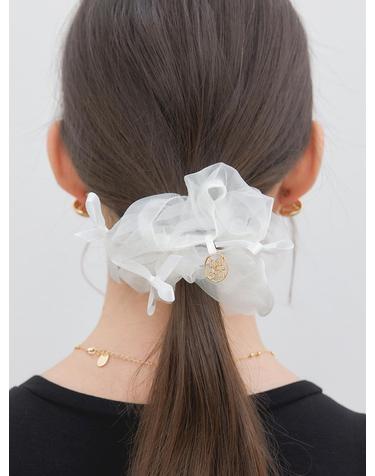 3 ribbon mesh logo pendant scrunchie (H016_white)