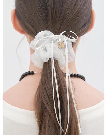long ribbon mesh logo pendant scrunchie (H015_white)