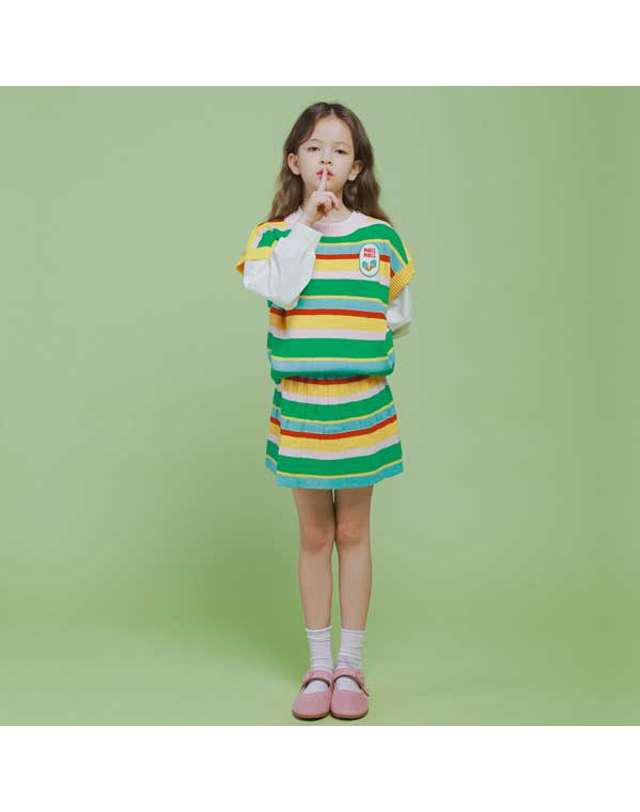 아이러브제이 M.레트로 크롭 니트베스트 JVSTO44 착용컷