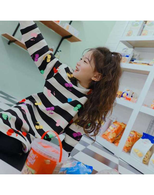 아이러브제이 Y. 체리파티 스트라이프 원피스 JUFOP05 착용컷