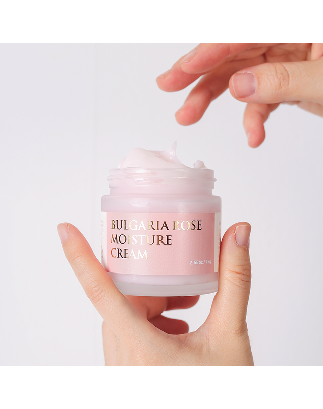 소소코 소소코 수분충전 불가리아 로즈 모이스처 고보습 수분크림 대용량 75g 착용컷
