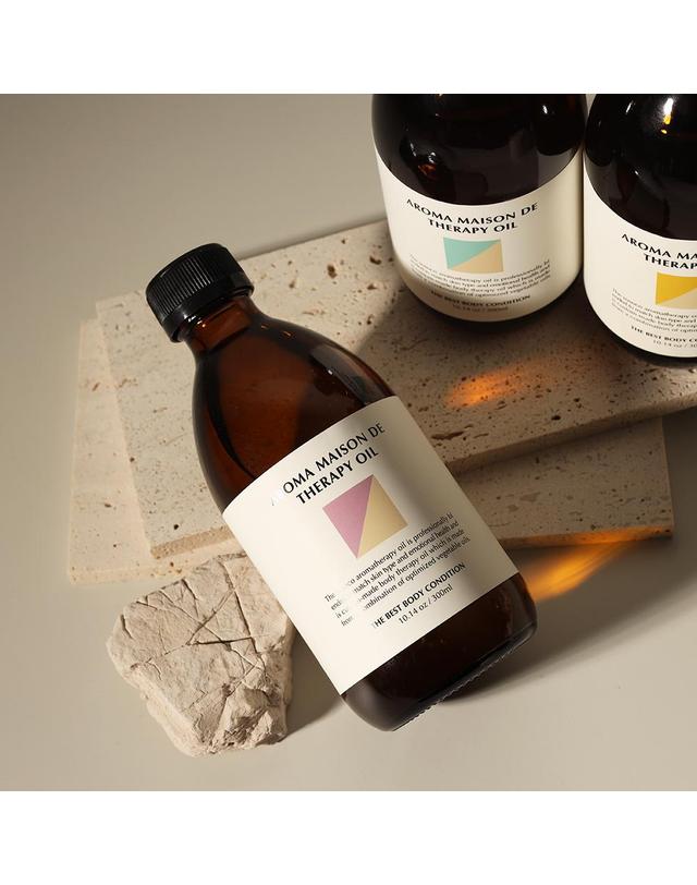 소소코 소소코 아로마 메종 드 프리미엄 테라피 바디오일 마사지오일 건성피부용 300ml 착용컷