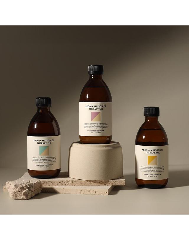 소소코 소소코 아로마 메종 드 프리미엄 테라피 바디오일 마사지오일 풋 국소부위용 300ml 착용컷