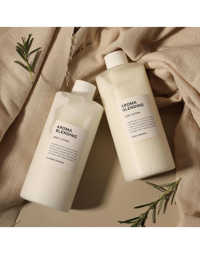 소소코 소소코 아로마 촉촉한 고보습 라벤더 네놀리 시더우드 순한 바디로션 350ml 프레쉬가든 착용컷
