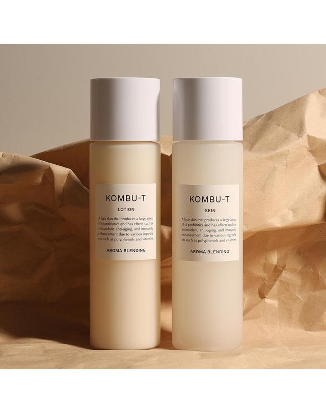 소소코 소소코 아로마 영양 피부결 정돈 콤부티 페이스 스킨토너 120ml 착용컷