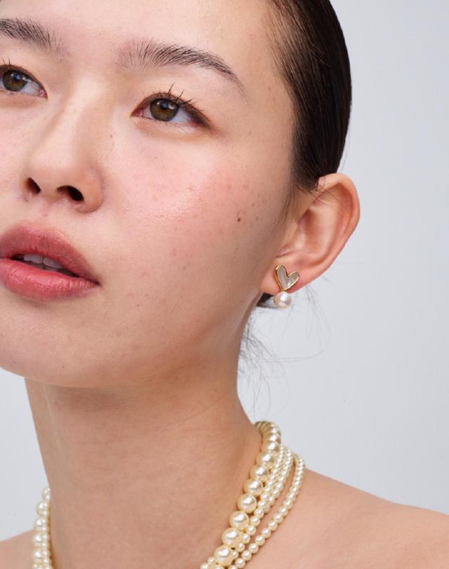 레트로클 조개 하트 진주 귀걸이 착용컷