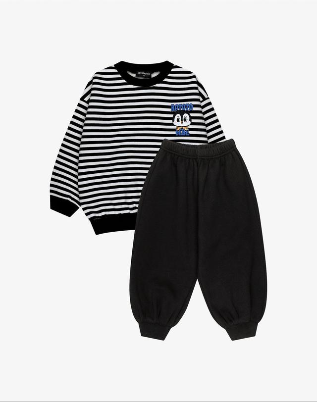 로토토베베 쭈리기모 스트라이프 루즈 셋업 터피 블랙 착용컷