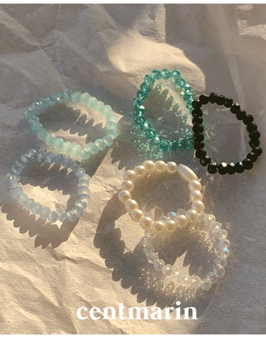Crystal ring B 17