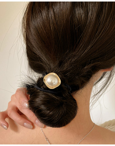 Pearl hair strap H 25